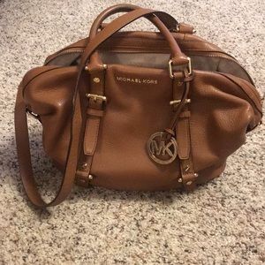 Michael Kors Purse and Wallet SOLD